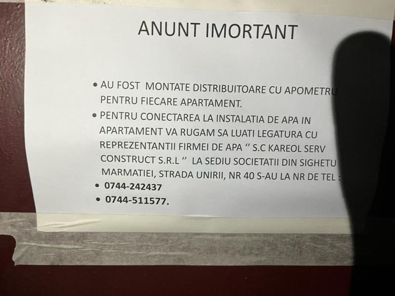 BĂTAIE DE JOC - După ce Vital S.A. i-a obligat pe locatarii unui bloc din Sighet să își plătească branșamentul individual de apă cu firma de casă a operatorului, acum îi amenință că nu le semnează contractele. Totul pentru datorii inventate!